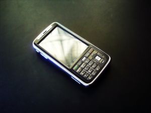 993854_cell_phone_4